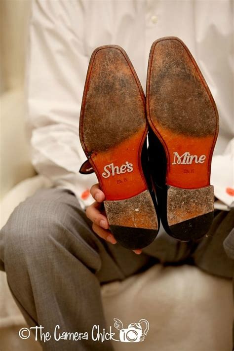 丈夫藏在鞋底的秘密被妻子发现