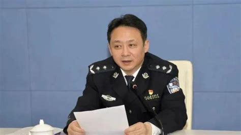 上海市长宁区公安局局长黄辉