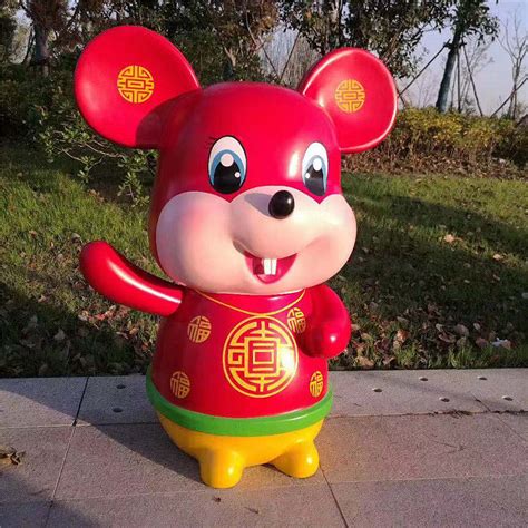 上海新年卡通老鼠雕塑