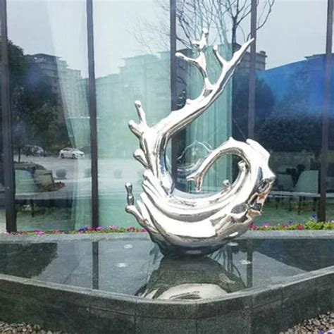 上海正宗不锈钢雕塑厂家直供
