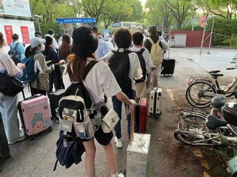 上海理工大学学生返乡最新通告