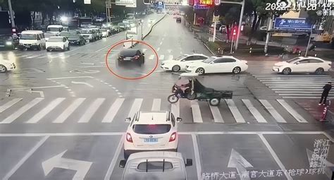 上海suv闯红灯连撞两车肇事者