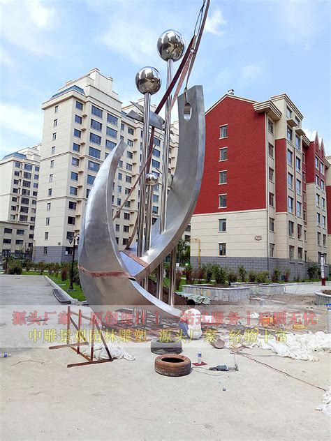 不锈钢广场雕塑创意专业加工
