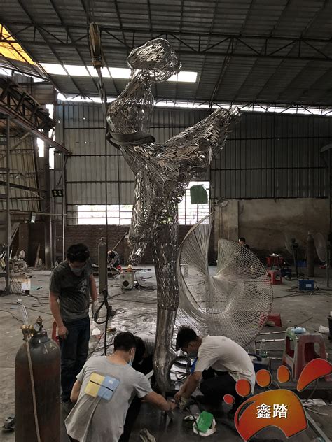 不锈钢雕塑具体制作流程