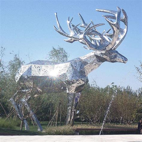 不锈钢鹿雕塑商家