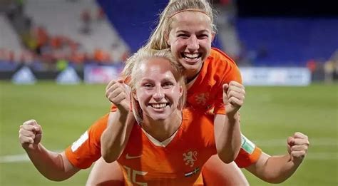 世界杯荷兰女足照片