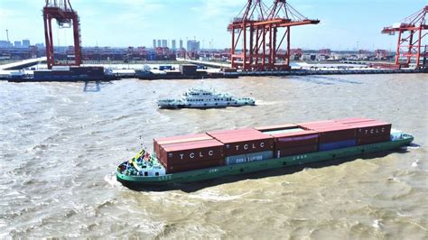 中国内河运输公司