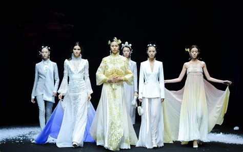 中国女装知名品牌