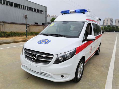 中国小型奔驰救护车