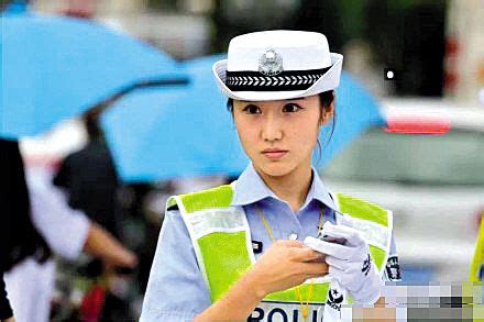 中国最年轻最美女交警