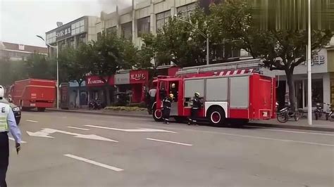 中国消防车出警现场直播