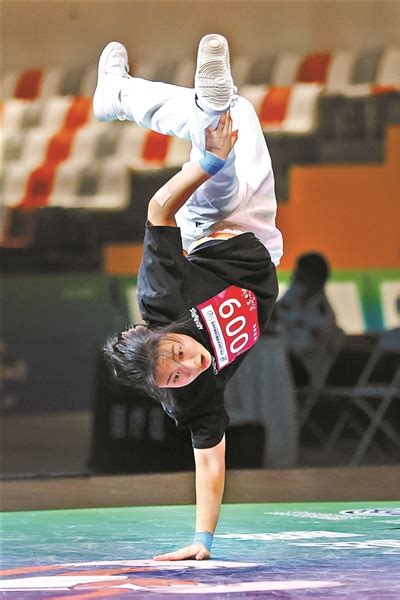 中国第一届霹雳舞大赛冠军
