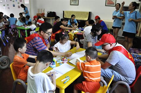 中秋节残疾儿童志愿服务活动
