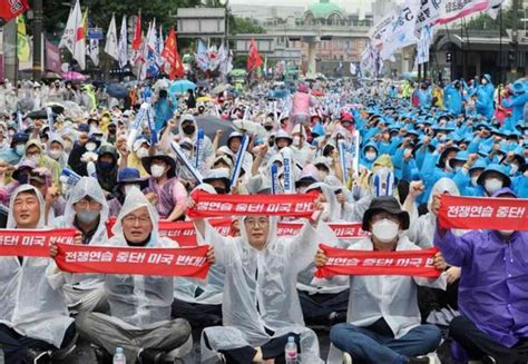 为什么韩国首尔爆发反美集会