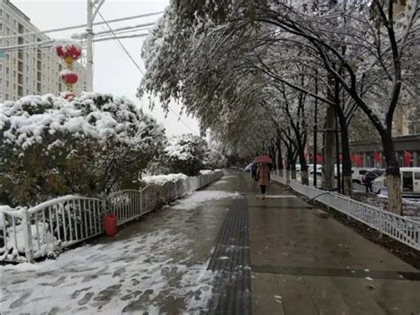 乌鲁木齐下雪的视频最新