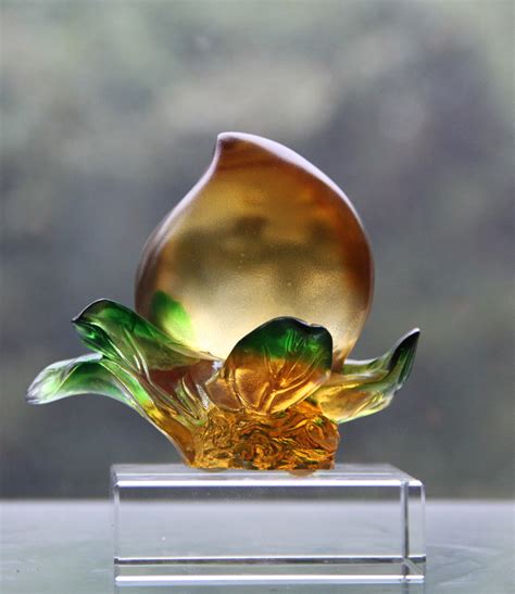 乌鲁玻璃艺术品摆件图片