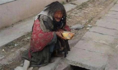 乞丐是怎么生活的