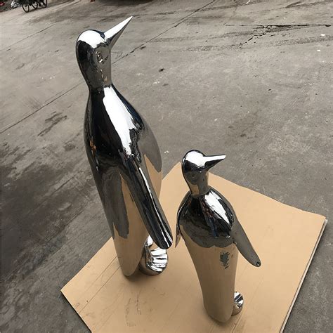 企鹅雕塑小型