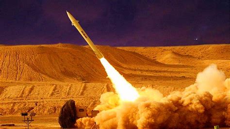 伊朗成功试射远程弹道导弹