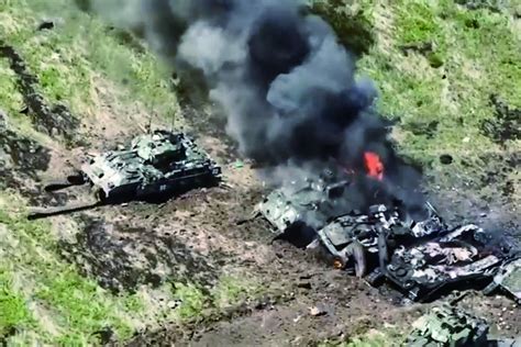 俄一辆坦克击毁乌装甲集群