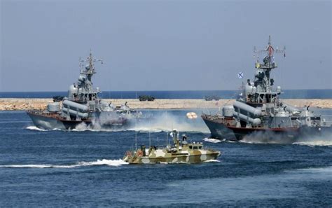 俄罗斯黑海舰队总部被谁袭击