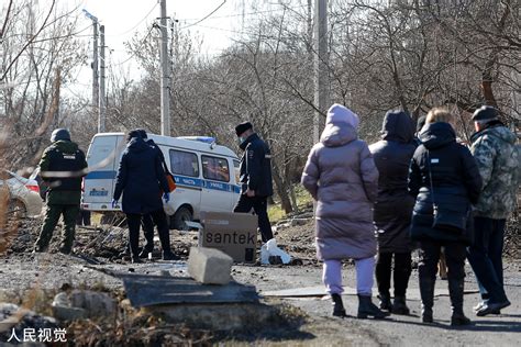 俄边境城市遭袭数百死伤