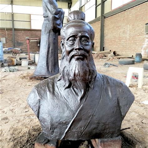 修文铸铜雕塑生产厂家
