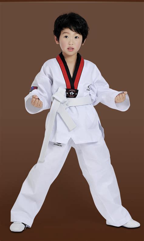 儿童跆拳道服图片
