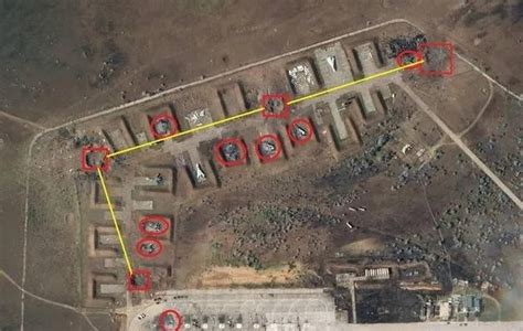 克里米亚俄军被炸飞机场卫星图片