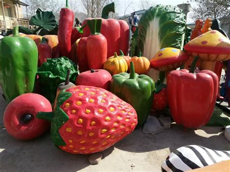 创意蔬菜雕塑厂家