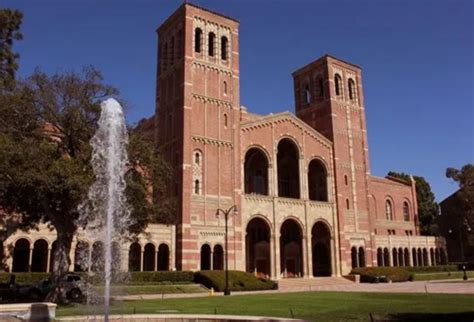 加州大学尔湾分校相当于国内大学