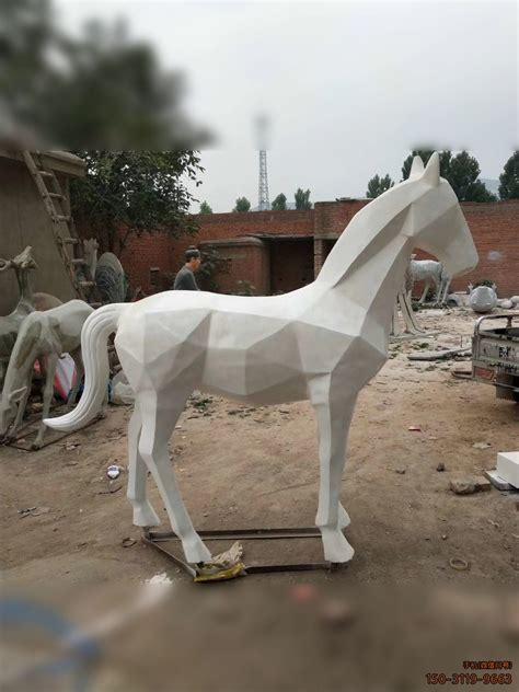 北京玻璃钢动物雕塑价格