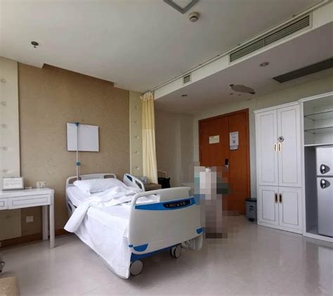 医院病房装修多少钱一平方