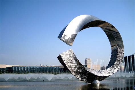 南充公园抽象金属雕塑制作