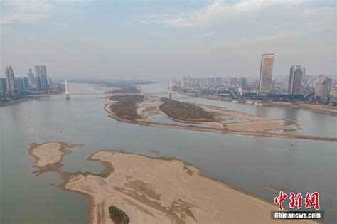 南昌赣江河床图片