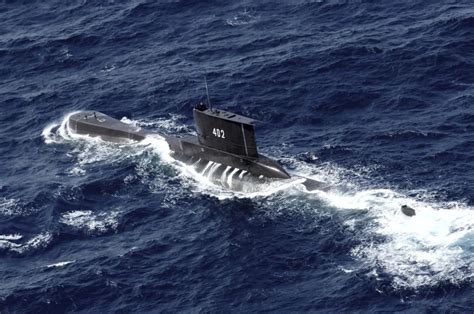 印尼失联潜艇为什么沉没