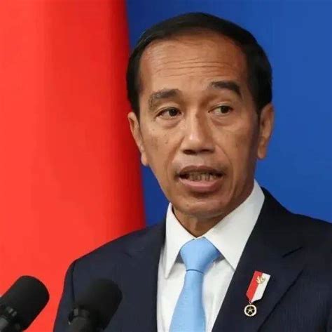 印尼总统向球迷冲突死者表示哀悼