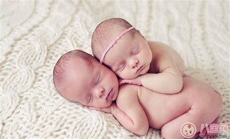 双胞胎女宝宝简单起名
