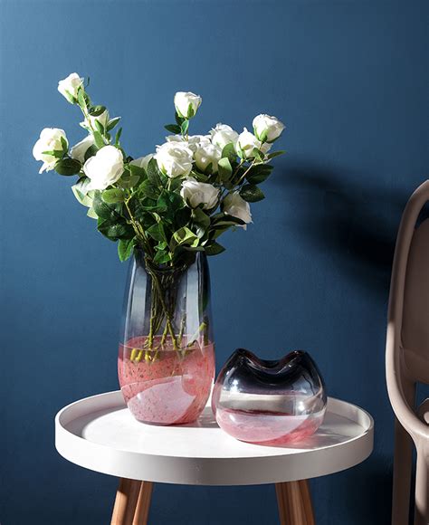 双鸭山玻璃花瓶设计