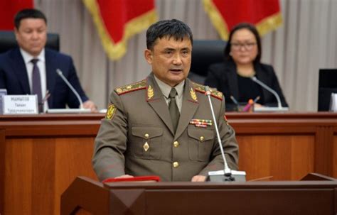 吉尔吉斯斯坦国防部长