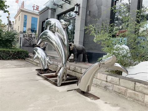 吉林不锈钢雕塑海豚制作
