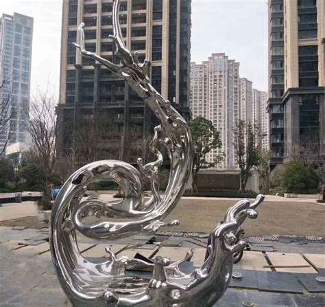 哈尔滨白钢雕塑