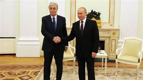 哈萨克斯坦总统访问俄罗斯的目的