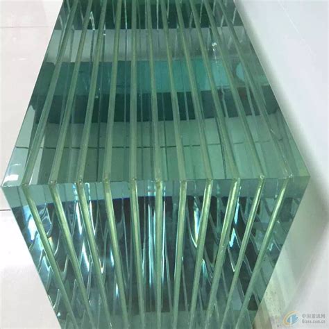 商场地面钢化玻璃一般用多厚的