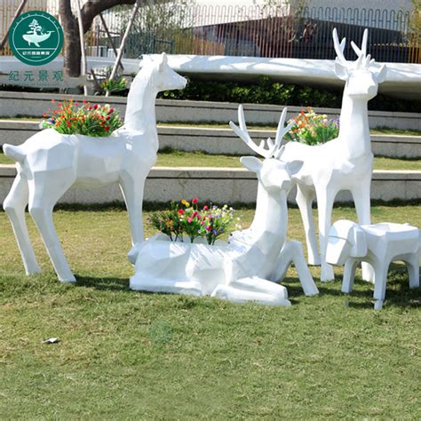 园林玻璃钢动物雕塑制作
