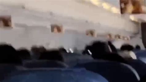 国航航班下坠视频
