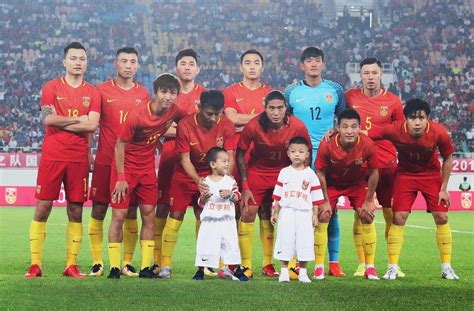 在线直播足球赛中国对阿联酋