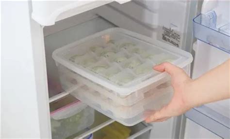 塑料保鲜盒可以放急冻室吗
