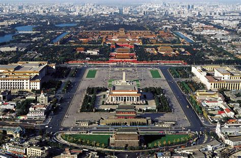 天安门广场在北京哪里