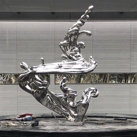 天津哪个厂家能做不锈钢雕塑